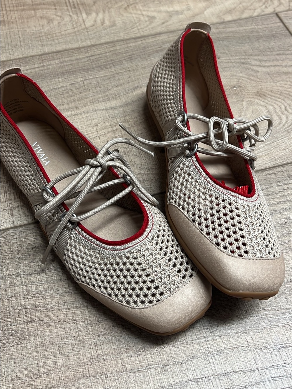 VIVAIA Women’s Beige Knit Lace-Up Flats with Red Trim